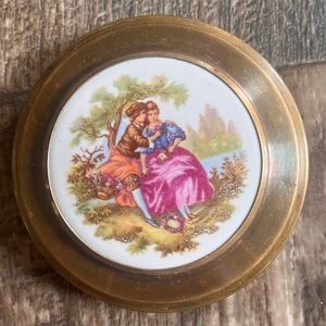 Early 19th century Romantic VTG Brass Victorian Ceramic Painting Compact Mirror